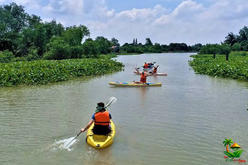 Kayaking in Saigon River